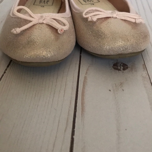 Girls Gap sparkle pink flats. Size 12 - Picture 5 of 5